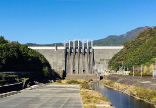早明浦ダムの画像その1